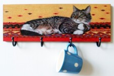 Cat Reclining Long Metal Hooks